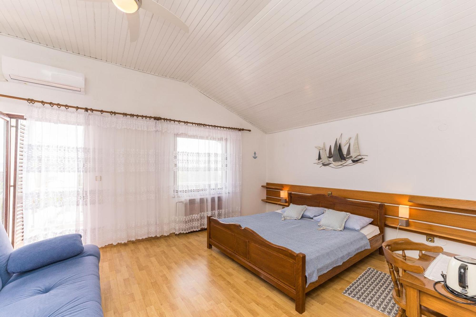 Villa Lukas Sukošan Oda fotoğraf